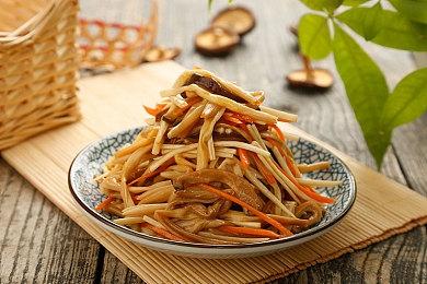 《生化危机4：重制版》PS4版与PS5版视频对比